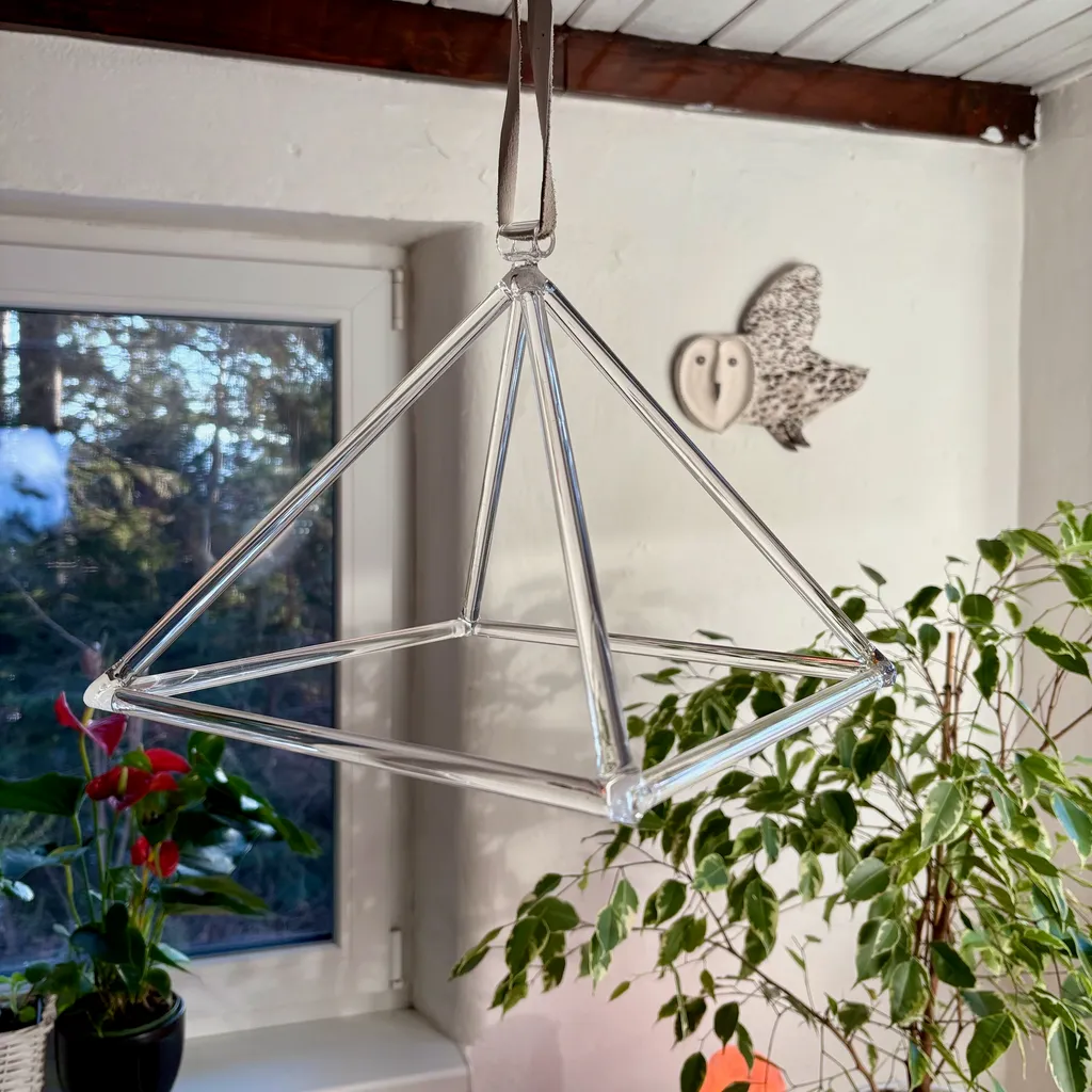 Křišťálová pyramida